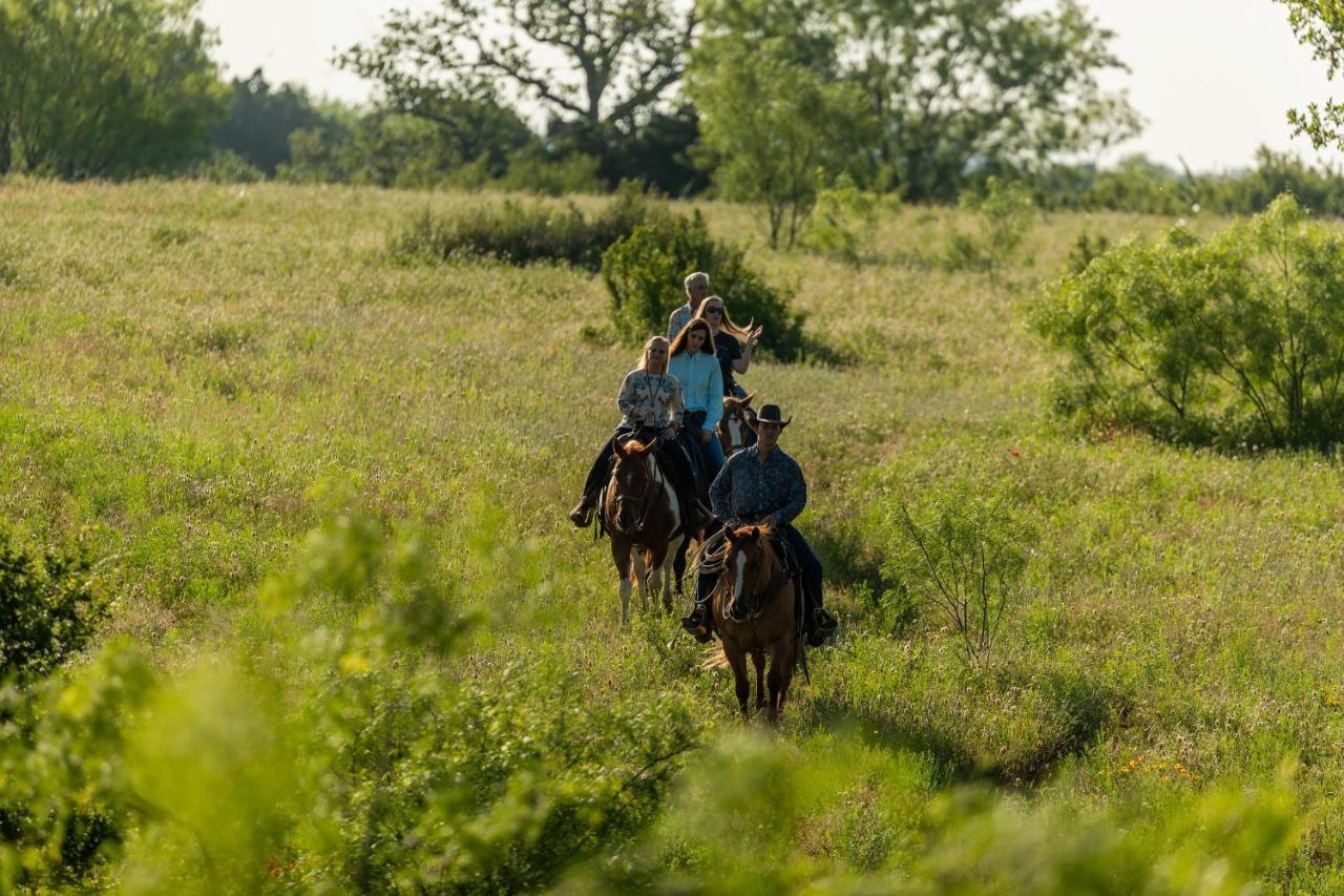 Wildcatter Ranch And Resort Graham Экстерьер фото